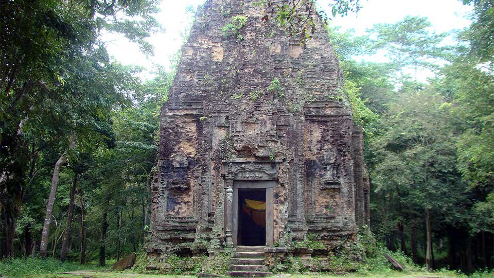 ប្រាសាទ​សម្បូរ​ព្រៃគុក ស្ថិត​ក្នុង​ខេត្ត​កំពង់ធំ។ រូបភាព៖ Chanrasmey Miech-Wikipedia