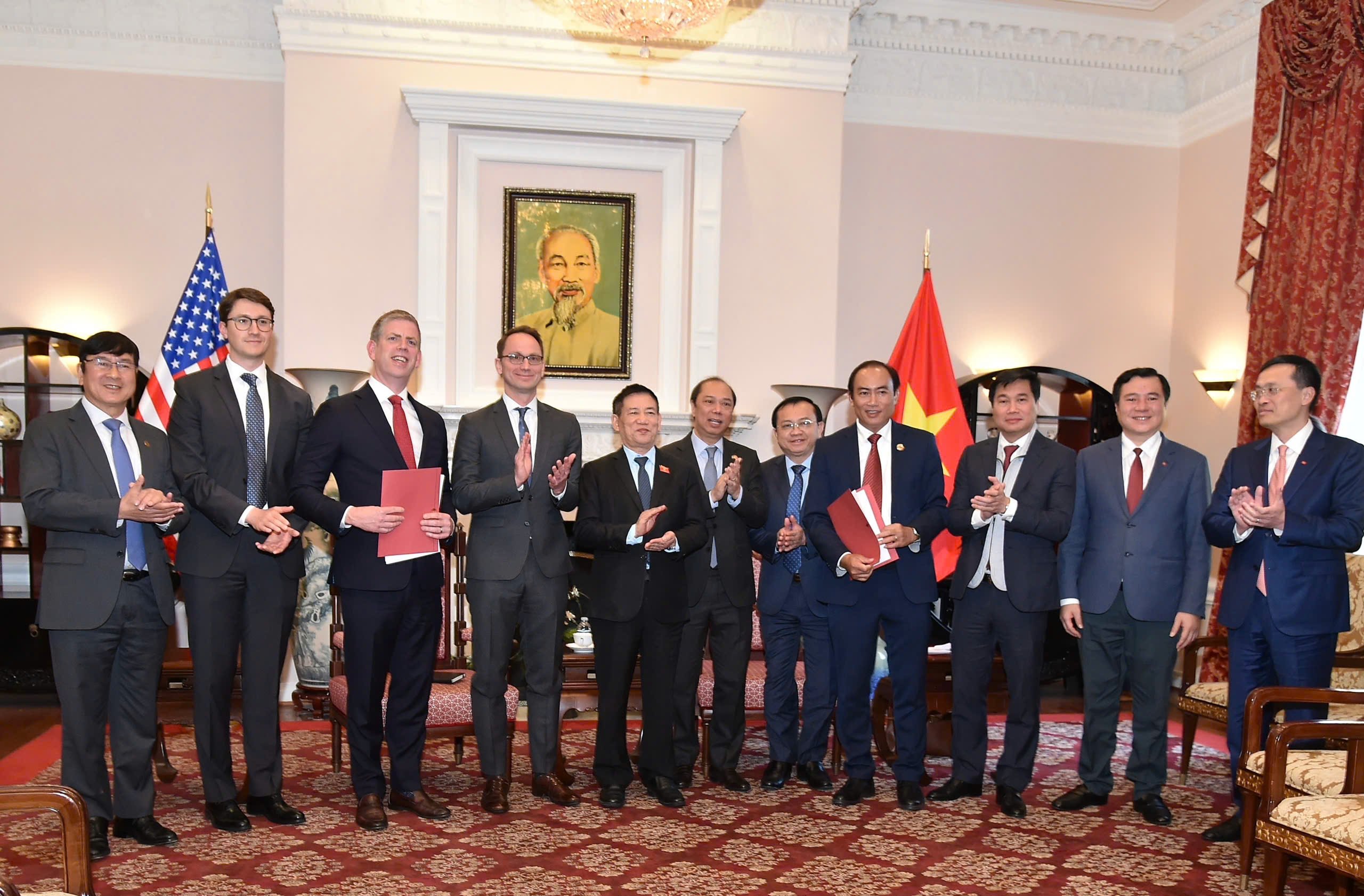 s_place_in_the_presence_of_Vietnam’s_Deputy