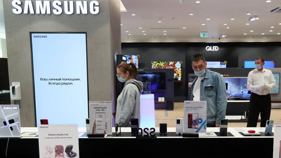 Samsung និង Apple ផ្អាក​ការលក់​ផលិតផល​របស់ខ្លួន​ទៅឱ្យ​រុស្ស៊ី