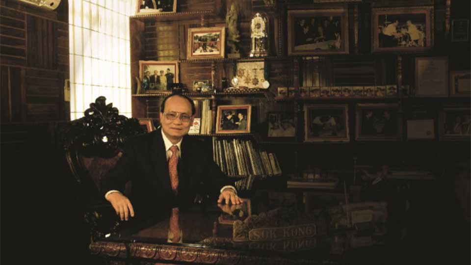 លោកឧកញ៉ា សុខ គង់ ប្រធាន​ក្រុមប្រឹក្សាភិបាល​ក្រុមហ៊ុន សូគីមិច អ៊ិនវេសមិន គ្រុប។