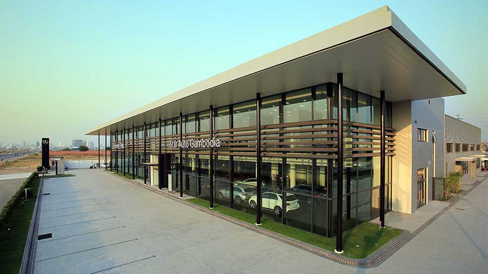 អគារ​ Mercedes-Benz