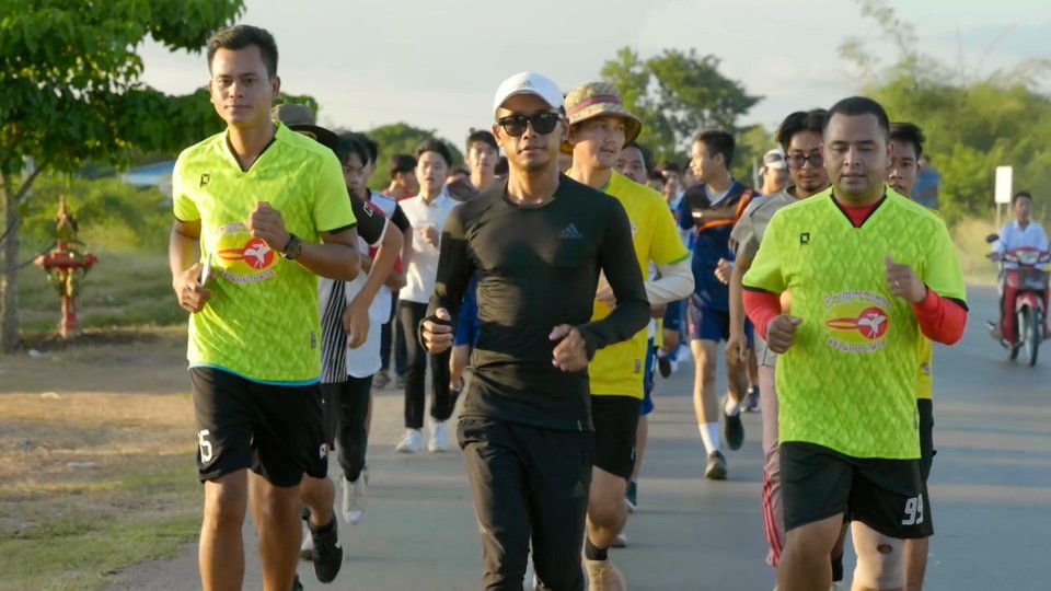លោក អ៊ួន បឋម ហៅ សាយ