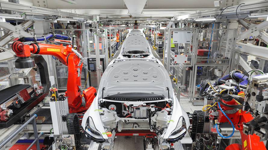 ក្រុមហ៊ុន Tesla សុខចិត្តបង់លុយឲ្យមុន ឲ្យតែបានបន្ទះឈីបមកផលិតរថយន្ដ (រូបភាព៖www.electrive.com)