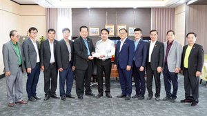 ក្រុមហ៊ុន ប៉េង ហួត គ្រុប ឧបត្ថម្ភ​ថវិកា២០​ម៉ឺន​ដុល្លារ​សហរដ្ឋ​អាមេរិក ក្នុង​ការសាងសង់​អគារ​សកលវិទ្យាល័យ​ទួនហ្វា ដល់​សមាគម​និកាយ​ចិន​ទៀជីវ
