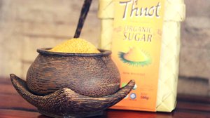 ស្ករត្នោតសរីរាង្គ ត្រូវបានប្រទេសអាស៊ានផ្តល់ពានមាសជាប់លេខ១ ជាផលិតផលល្អបំផុតប្រចាំឆ្នាំ២០១៧