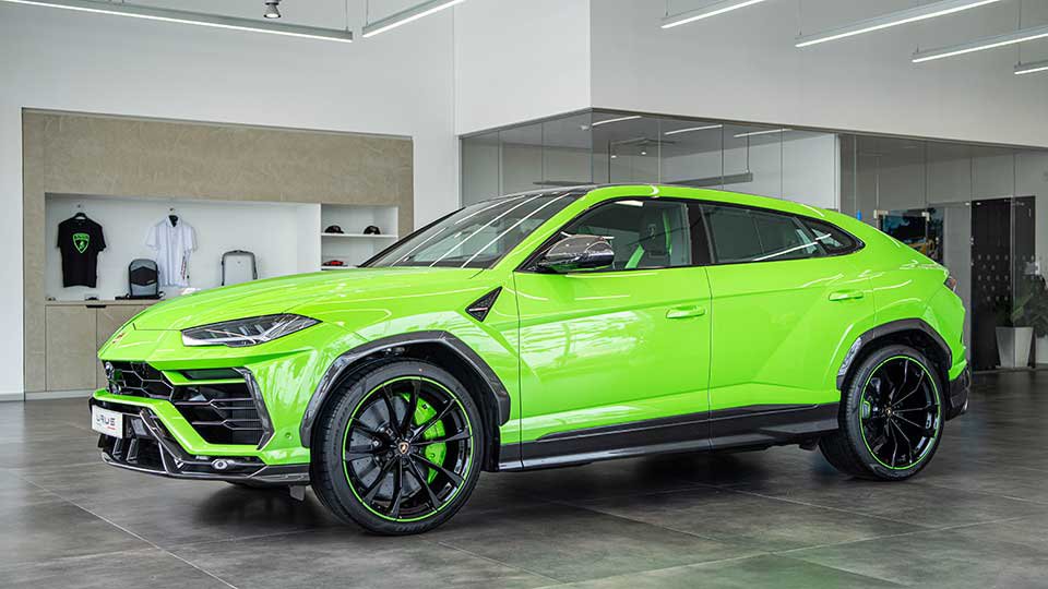 រថយន្តជំនាន់ថ្មីប្រភេទ Urus Pearl Capsule Design Edition មកដល់​កម្ពុជាហើយ ។