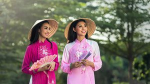 ស្ត្រី​វៀតណាម​មក​ពី​គ្រួសារ​ក្រី​ក្រ​ស្វែងរក​ឱកាស​រស់នៅ​លើ​ដី​ថ្មី​តាម​រយៈ​ការរៀបការ​ជាមួយ​បុរស​បរទេស។